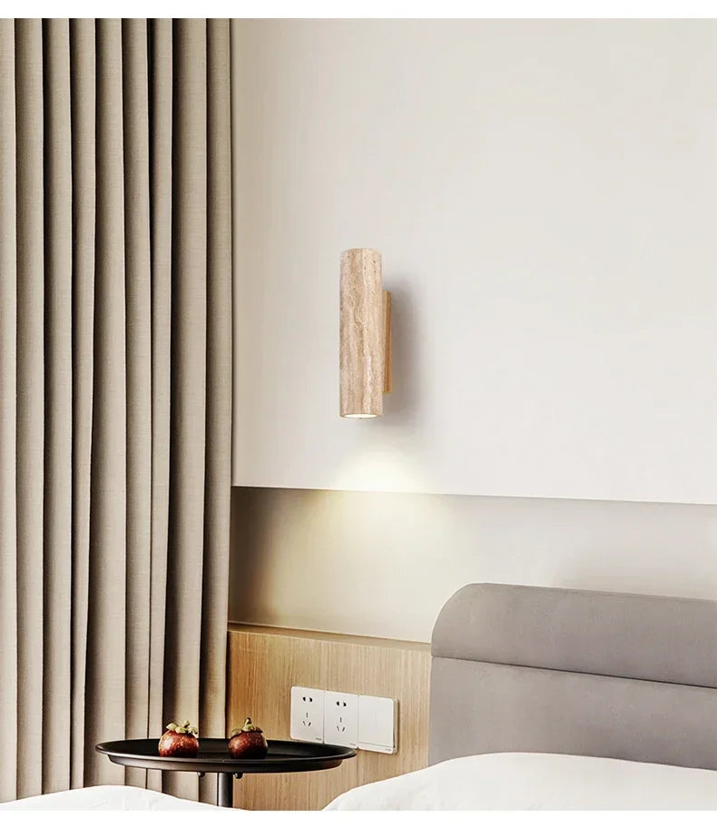 Designer Wabi-Sabi Wandlampe aus Kalkstein